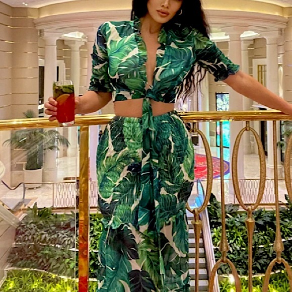 ‘ROMANIA’ Two Piece Maxi Set - Picture 2 of 3